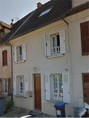 maison-villa à la location -   77640  JOUARRE, surface 82 m2 location maison-villa - APR714473